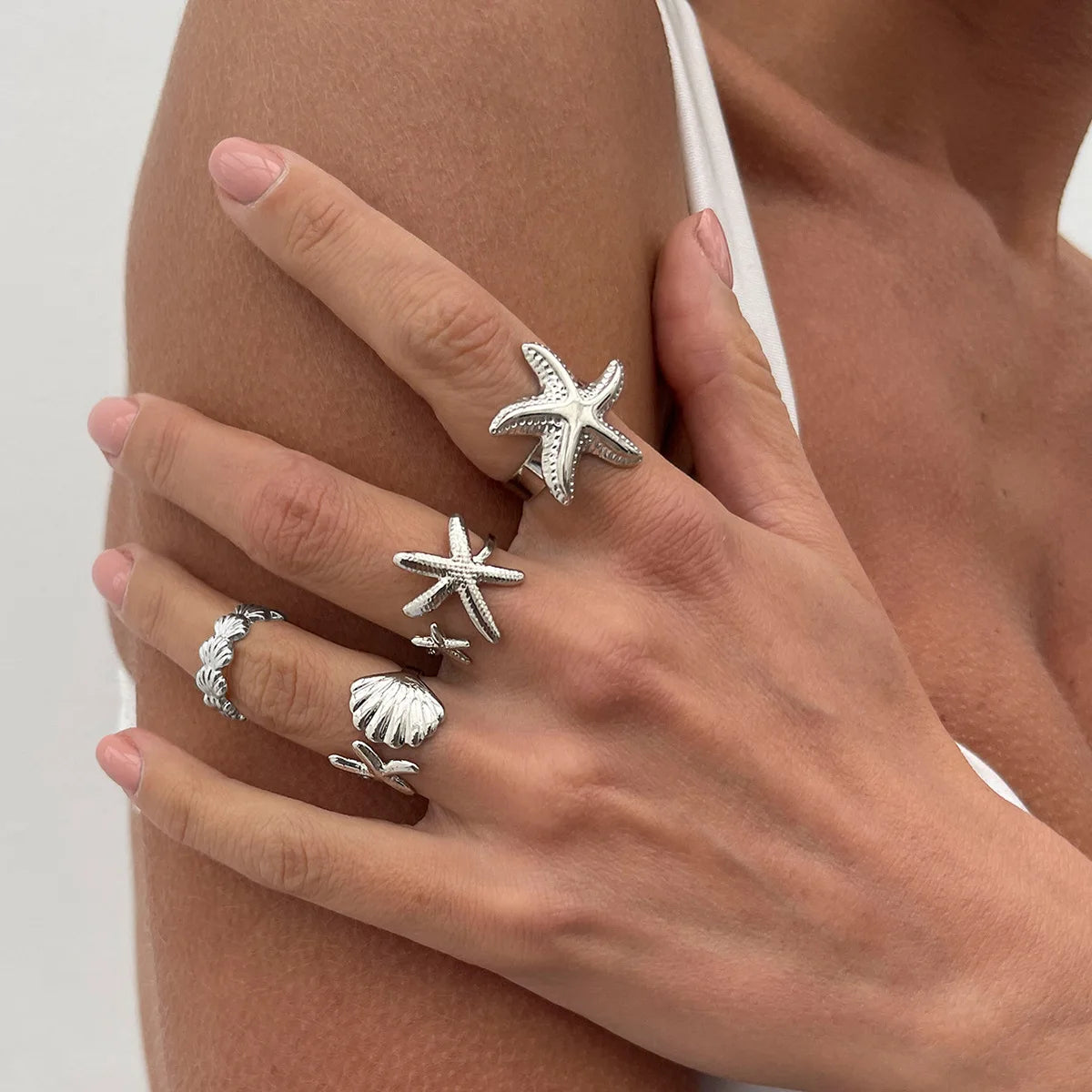 DIEZI Hip Hop Punk Starfish Shell Cuff Bangles For Women Men Exaggerated Fashion Gold Silver Color Bangles Bracelets Jewelry