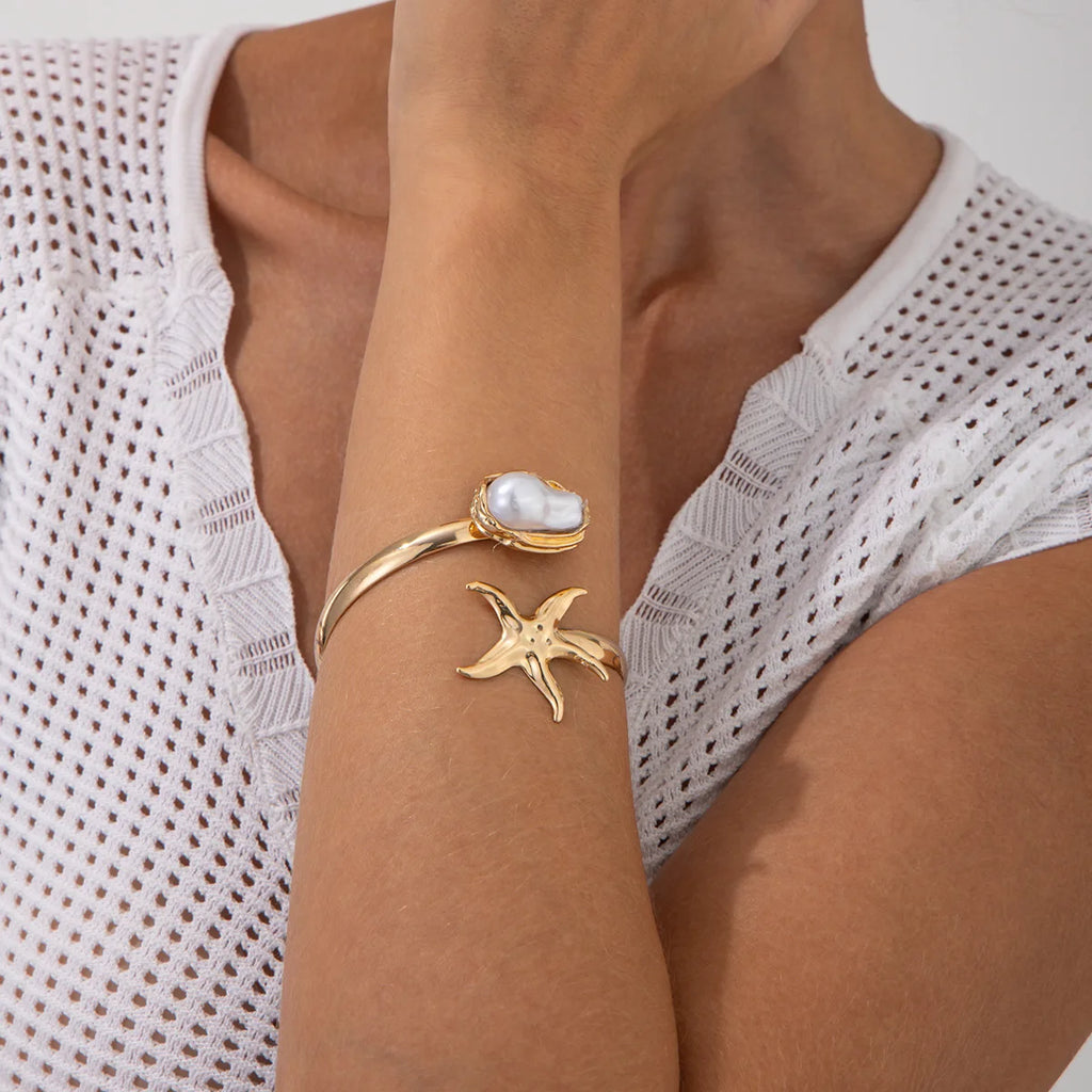 Trendy Metal Starfish Open Cuff Bangles for Women Elegant Flower Spiral Upper Arm Bracelet Boho Beach Vacation Jewelry Gifts