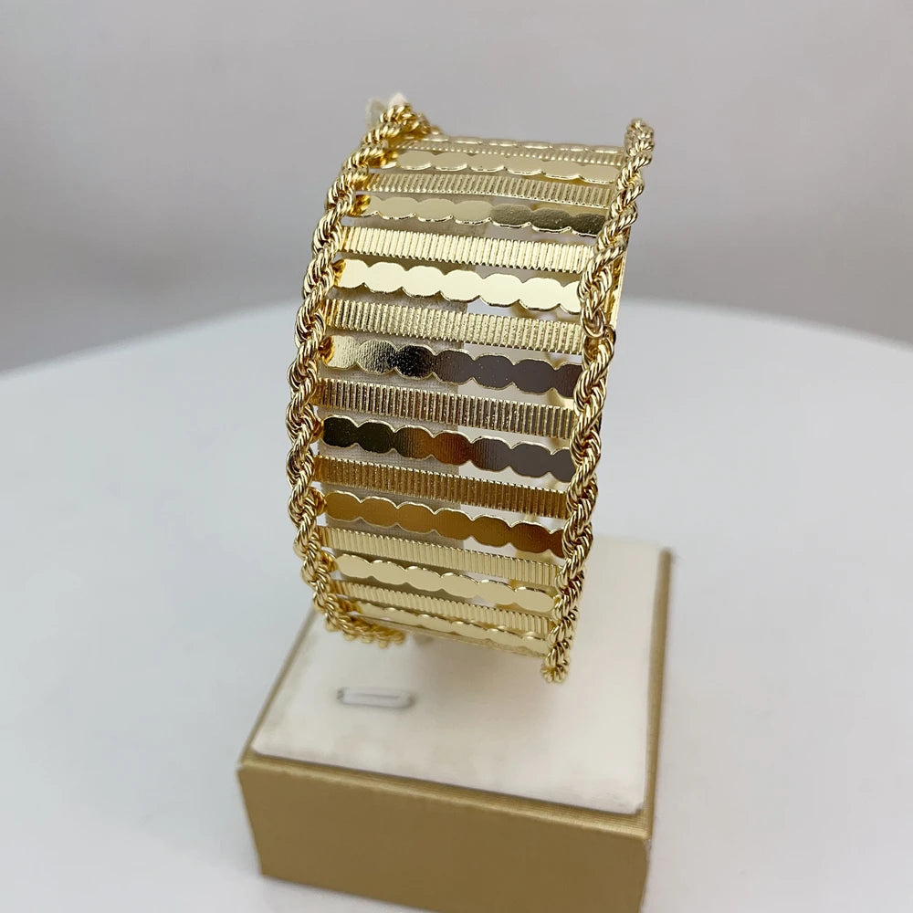 Fashion Italian Dubai Gold Plated Jewelry Set Simple Style Big Pendant Necklace Light Weight Jewelry Set for Woman FHK22986