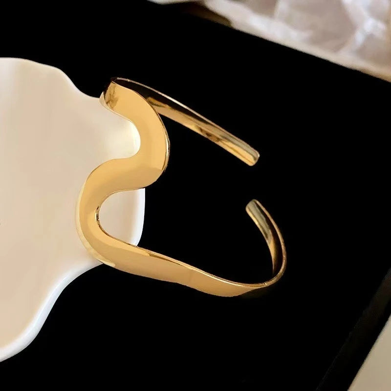 Luxury Gold Color Arm Bangles Stainless Steel Ocean Elements Bracelet Jewelry for Women, Hypoallergenic Gift & Party Accessories