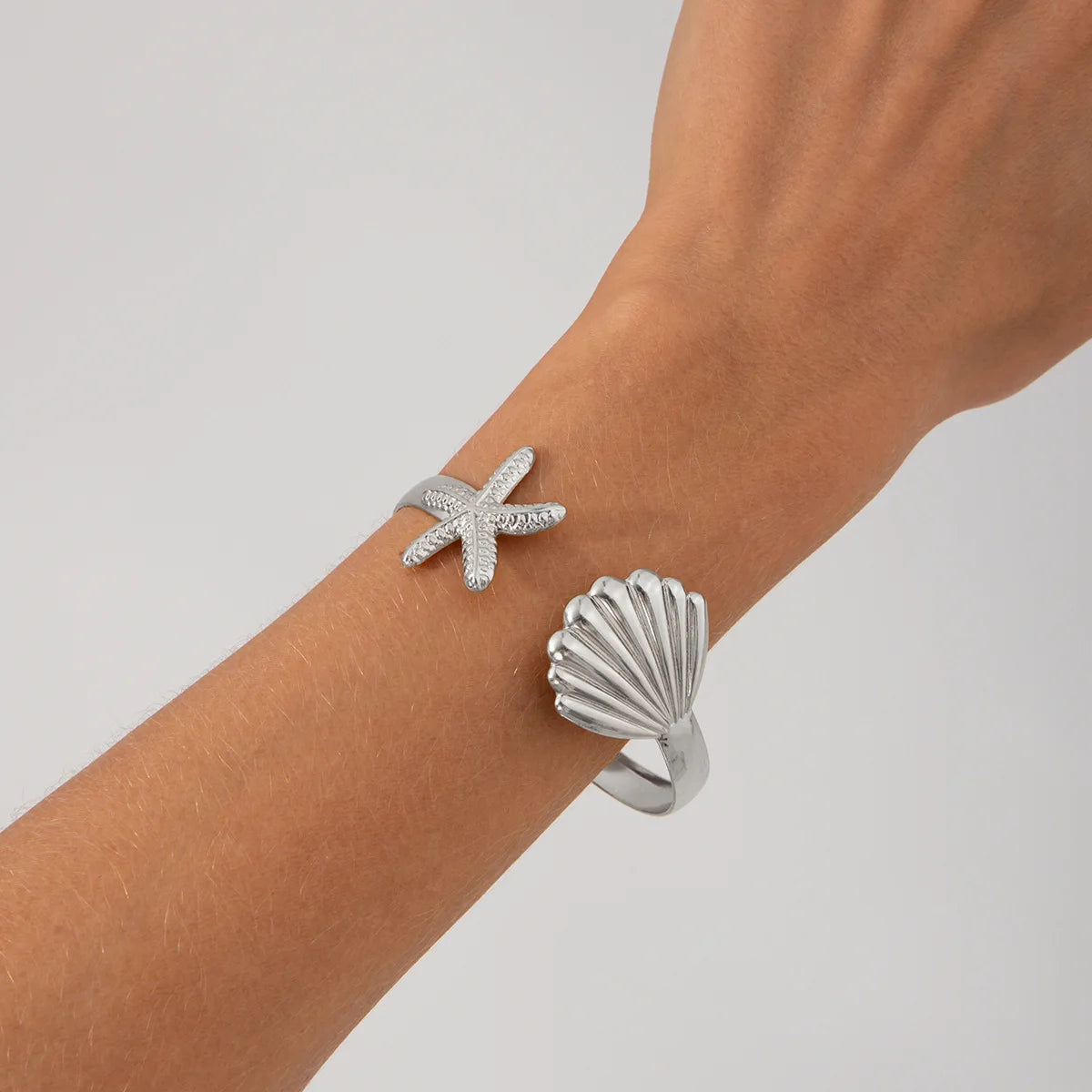 DIEZI Hip Hop Punk Starfish Shell Cuff Bangles For Women Men Exaggerated Fashion Gold Silver Color Bangles Bracelets Jewelry