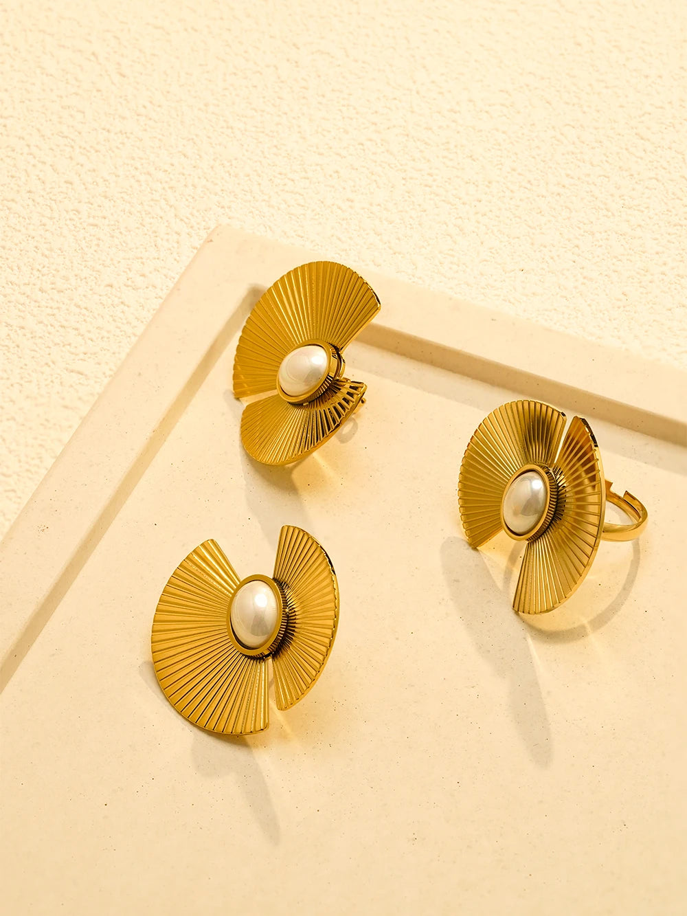 ENFASHION Aretes Flower Batch Pearl Stud Earrings For Women's Stainless steel 18K Gold Plated Fashion Ring Set Jewelry E251738