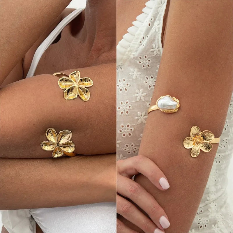 Trendy Metal Starfish Open Cuff Bangles for Women Elegant Flower Spiral Upper Arm Bracelet Boho Beach Vacation Jewelry Gifts