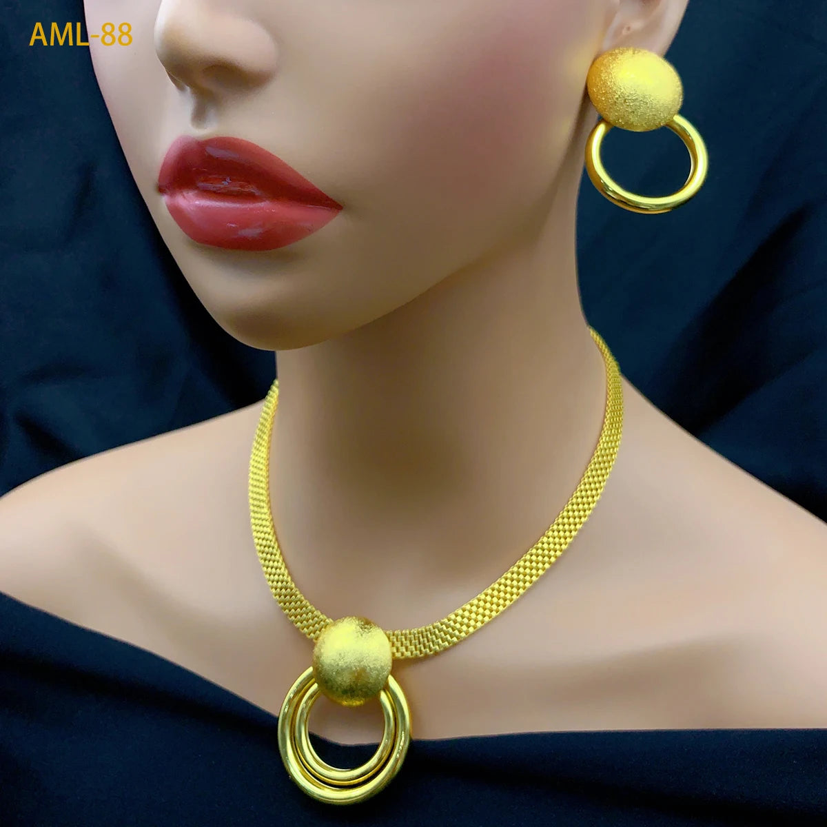Fashion Women Jewelry Set for Accessories 24k Gold Color Round Necklace and Earrings Set for Engagement Party Dubai Wedding