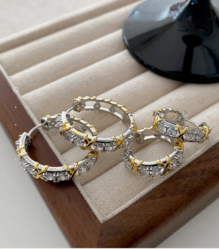 Design Girl's Jewelry Luxurious Accessories For Women‘s 2024 Fashionable Gold and Silver Color Inlay With Zircon Metal Earrings