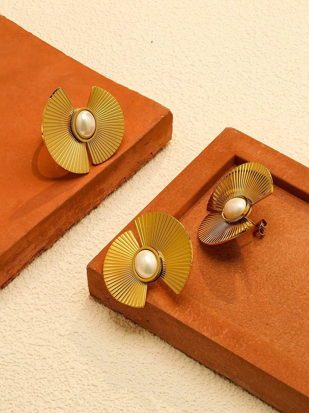 ENFASHION Aretes Flower Batch Pearl Stud Earrings For Women's Stainless steel 18K Gold Plated Fashion Ring Set Jewelry E251738