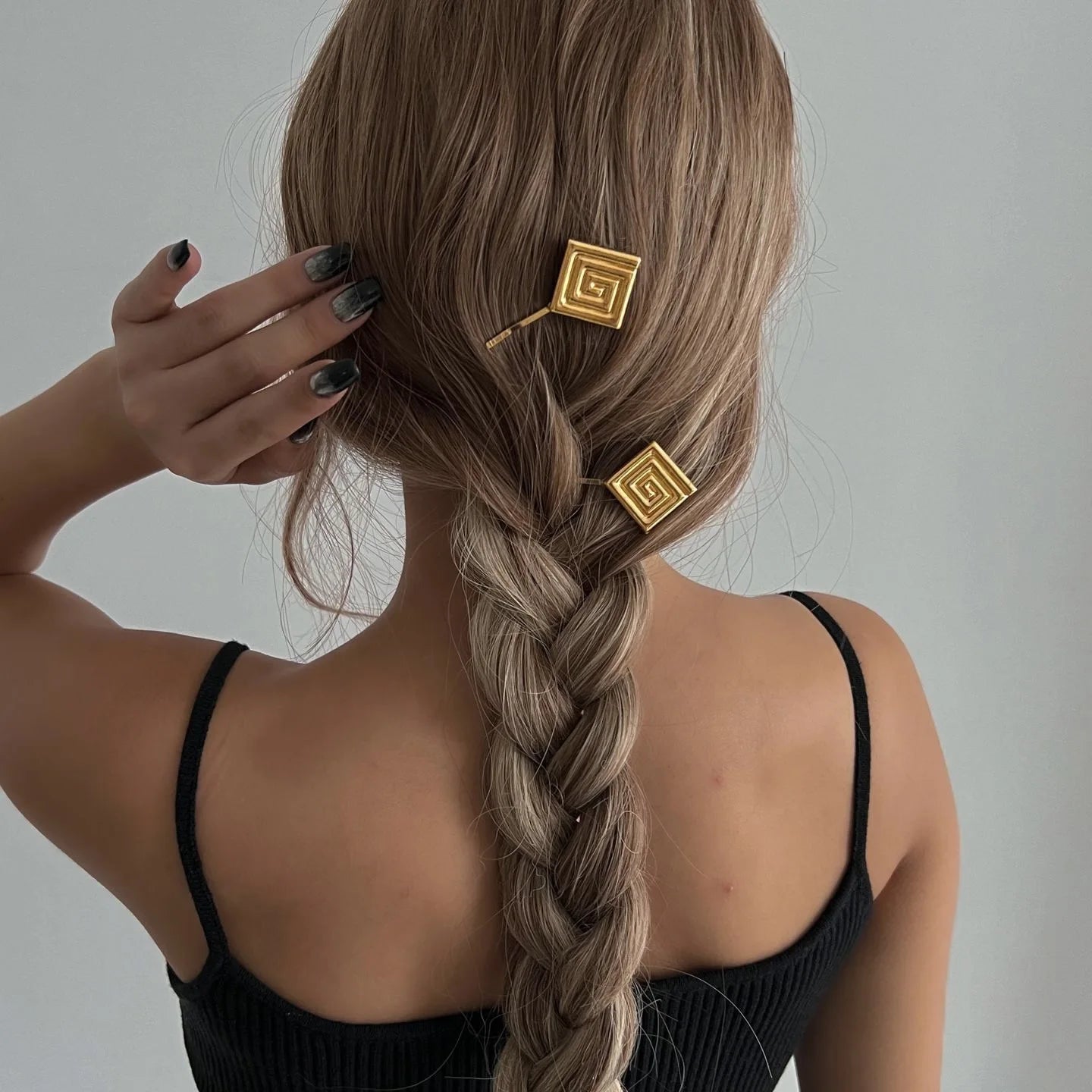 Simple Metal Starfish Hair Clip for Women Girls Gold Color Star Flower Hairpin Fashion Temperament Hair Fork Beach Accessories