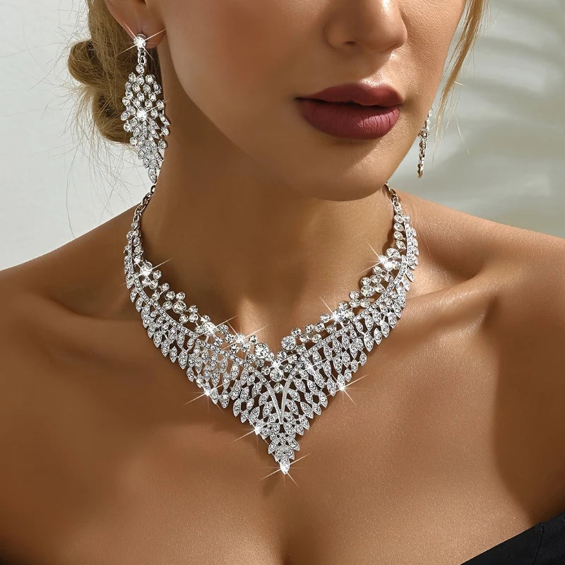 European and American Fashion Shines with Inlaid Zircon Necklace Earrings, Luxurious Wedding Banquet Jewelry Gifts for Women