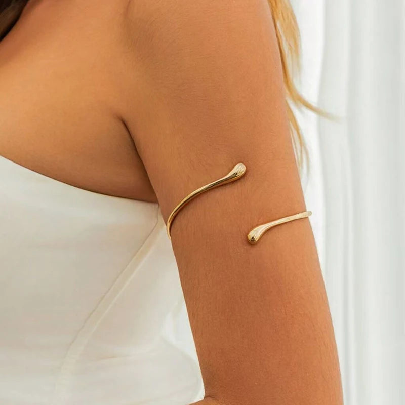 Upper Arm Cuff Bracelet for Women Minimalist Gold Plated Armband Statement Party Armlet Jewelry Gift Summer Vacation Accessories